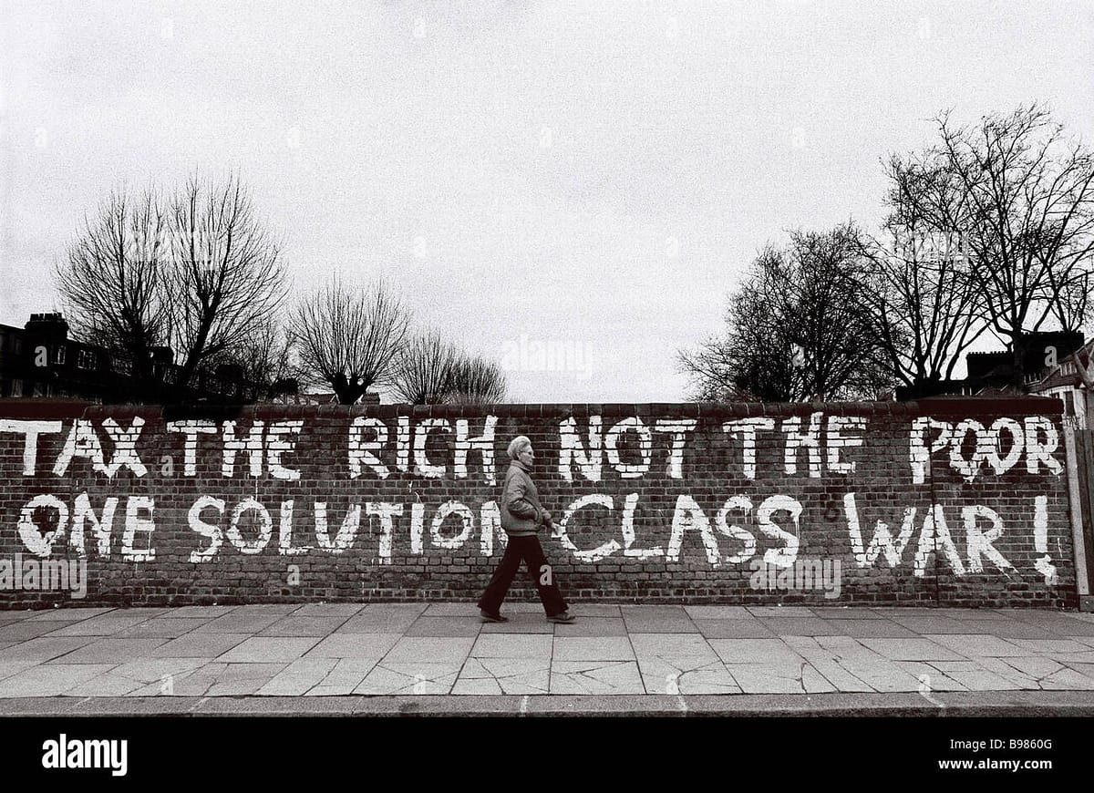 Caitlin Johnstone: Disrupt The Culture Wars
